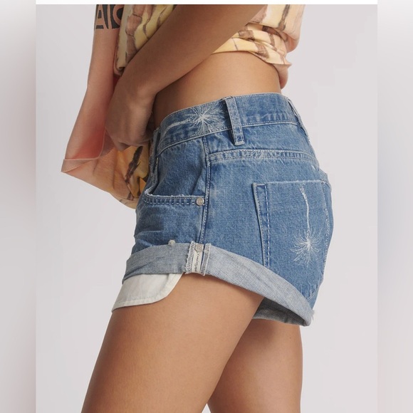 ONE TEASPOON Bandits Low Waist Denim Shorts - Malibu Blue Button fly size 28 NWT - Picture 4 of 16